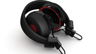 Illustration for article titled Forza Horizon 2, PlayStation Silver Headset, and More Deals